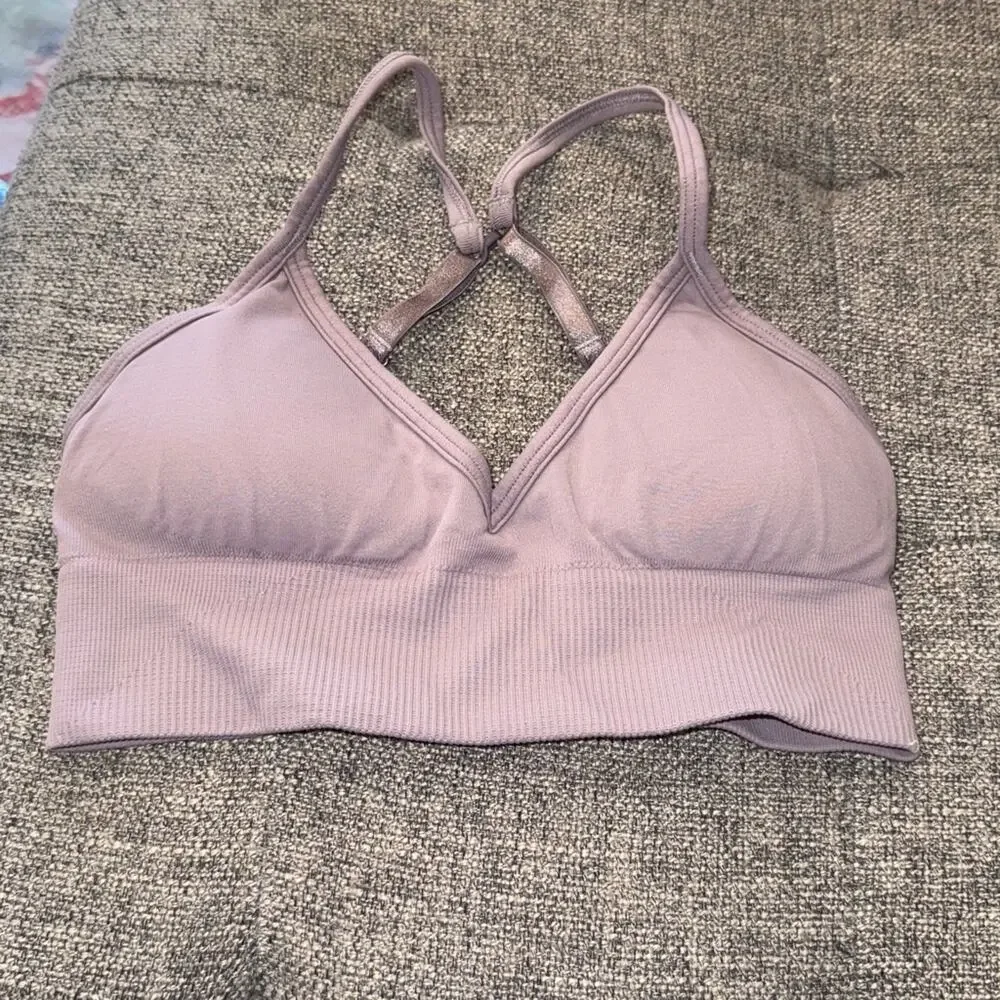 Lululemon sports bra lilac purple adjustable straps ribbed band size 4